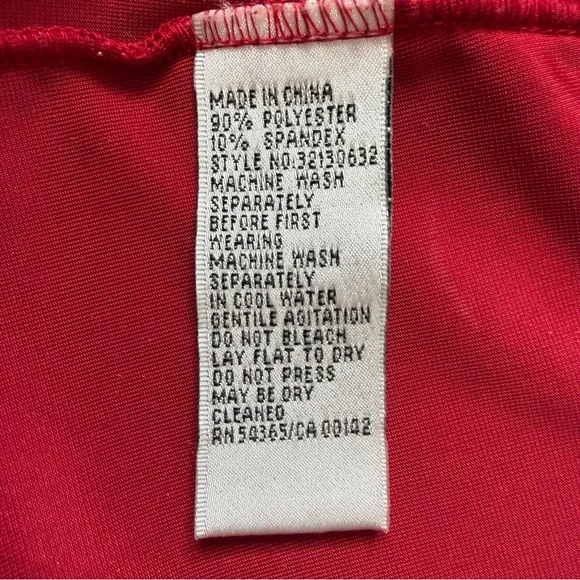 Women’s Red Velour V-Neck Top Small - Picture 8 of 8